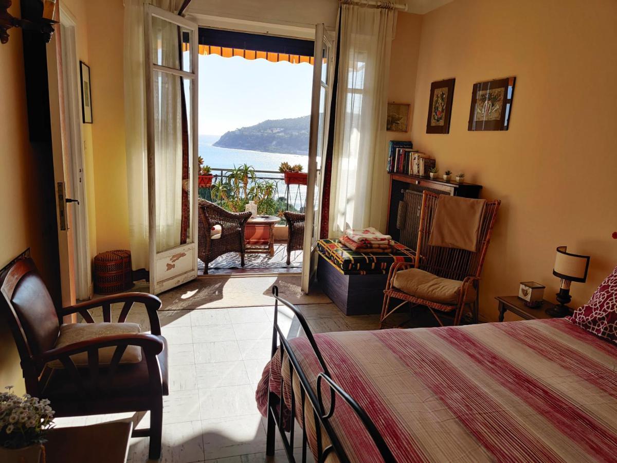Vintage Flat Overlooking Villefranche Bay Appartamento Esterno foto