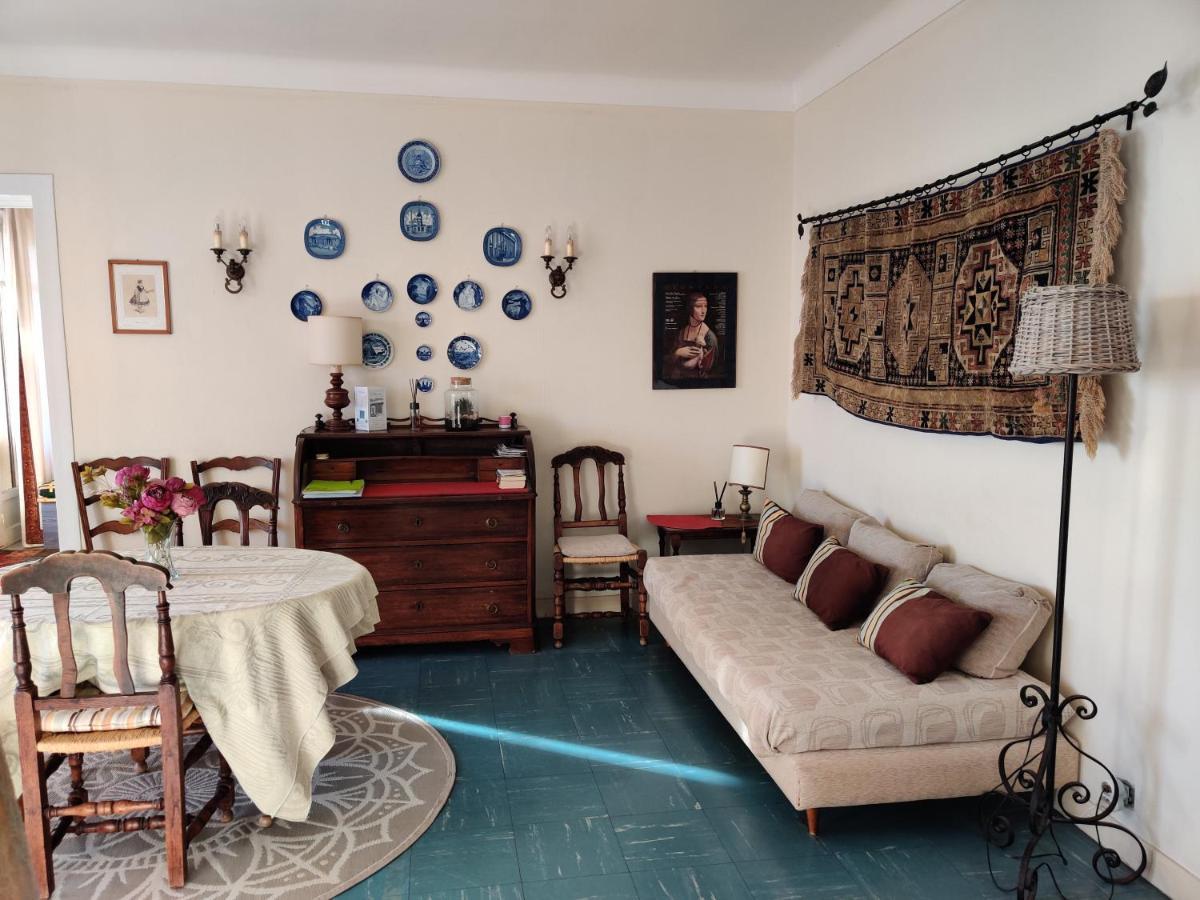 Vintage Flat Overlooking Villefranche Bay Appartamento Esterno foto